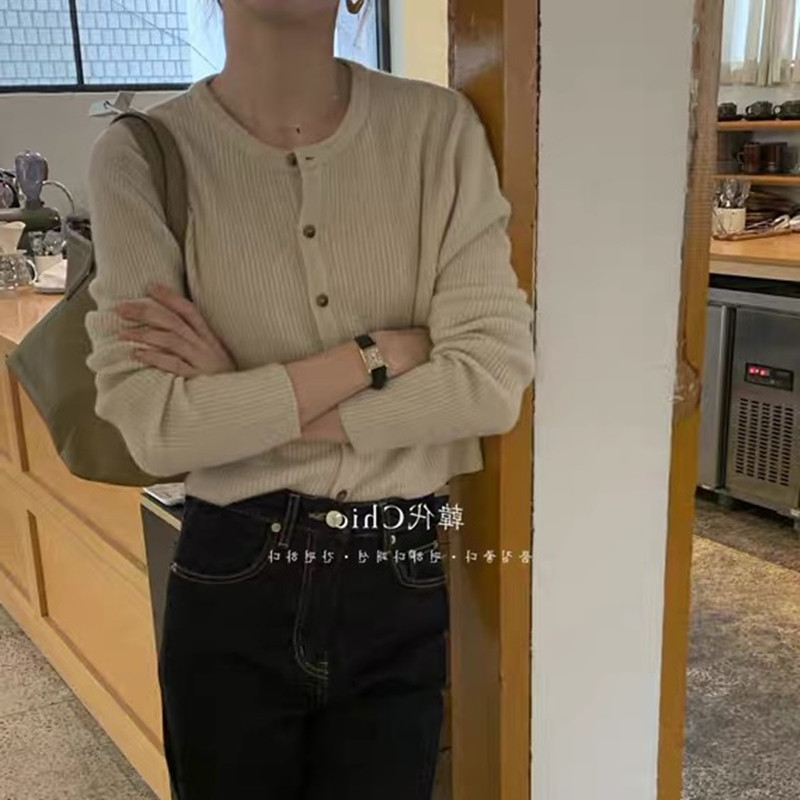 日系复古针织开衫女2025新款秋季宽松外穿温柔风薄款毛衣内搭上衣