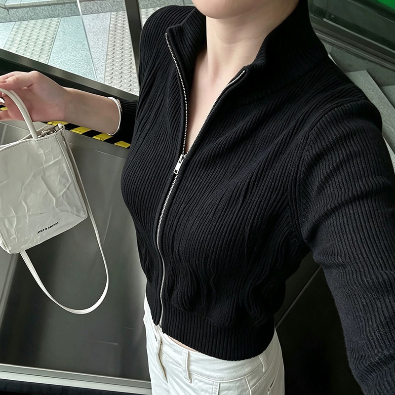 修身短款内搭拉链毛衣针织开衫女