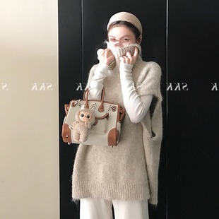 慵懒杏色高领针织背心马甲女秋冬松弛感宽松外搭叠穿无袖毛衣上衣