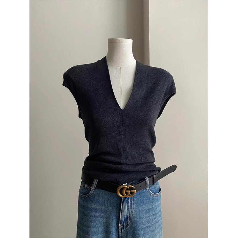 法式灰色v领小飞袖针织衫女夏季老钱风气质修身冰丝短袖t恤上衣薄