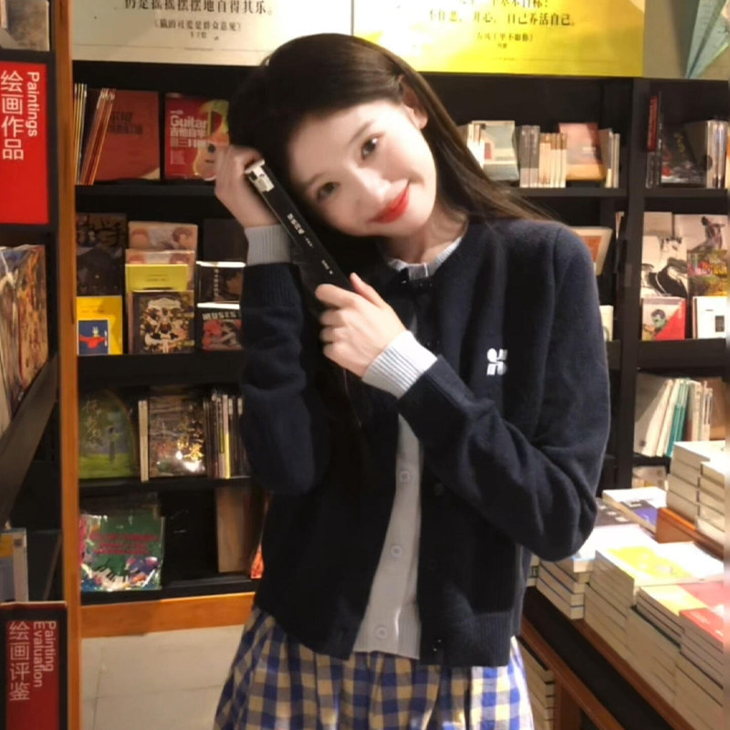 淡人高知老钱风假两件针织开衫短