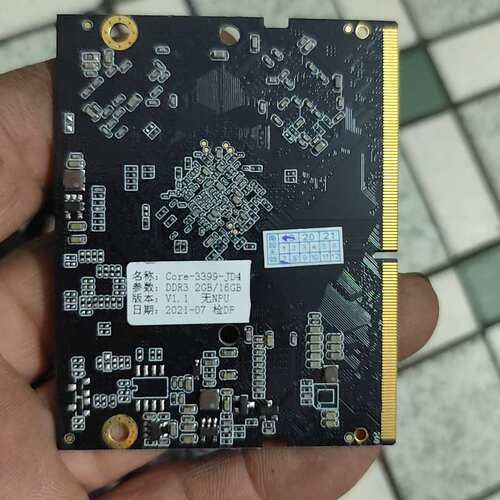 议价CORE-3399J核心板，带主板开机显示正常，可维修