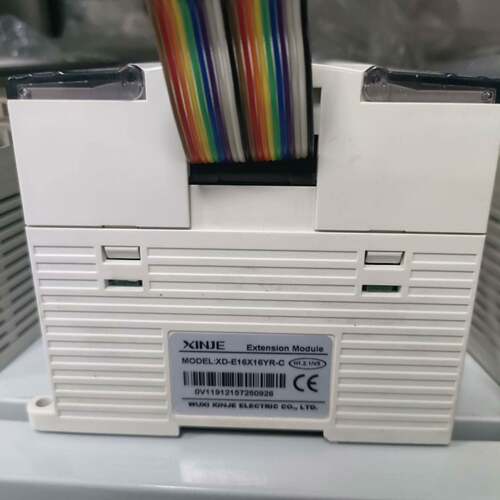 可维修信捷PLC扩展模块 XD-E16X16YR-C，成色漂亮，功议价