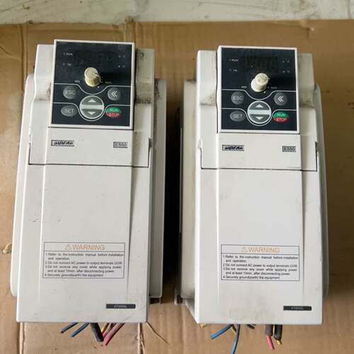 可维修四方变频器E550-4T0055L 8.6KVA，两台功议价