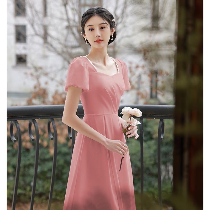 豆沙粉晚礼服年会泡泡袖在逃公主连衣裙日常可穿订婚伴娘服聚会