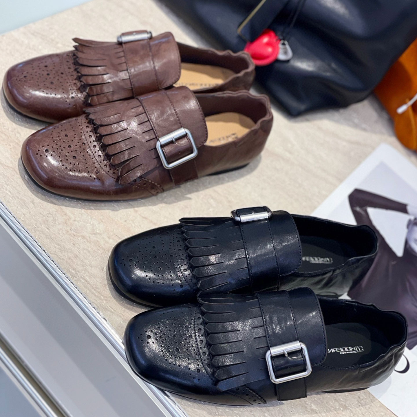 真皮英伦风流苏小皮鞋一脚蹬乐福