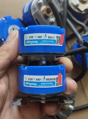 多摩川编码器TS5700N8401 23位高精度 拆机的成色