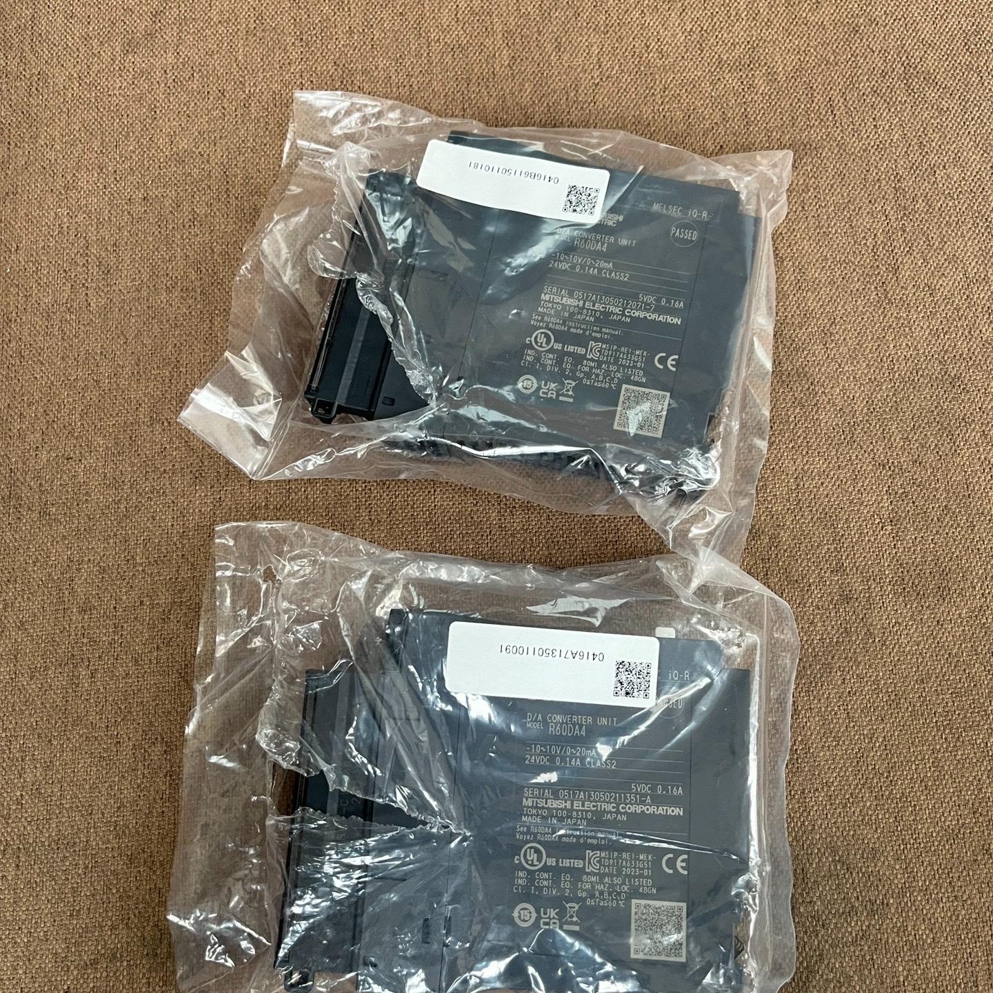 R60DA4  内拆封未上过机