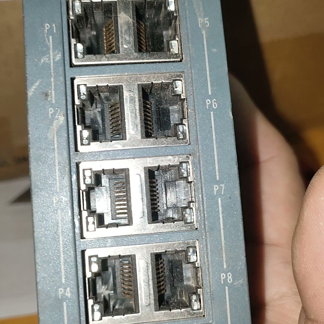 XB008交换机 型号6GK5008-0BA10-1A