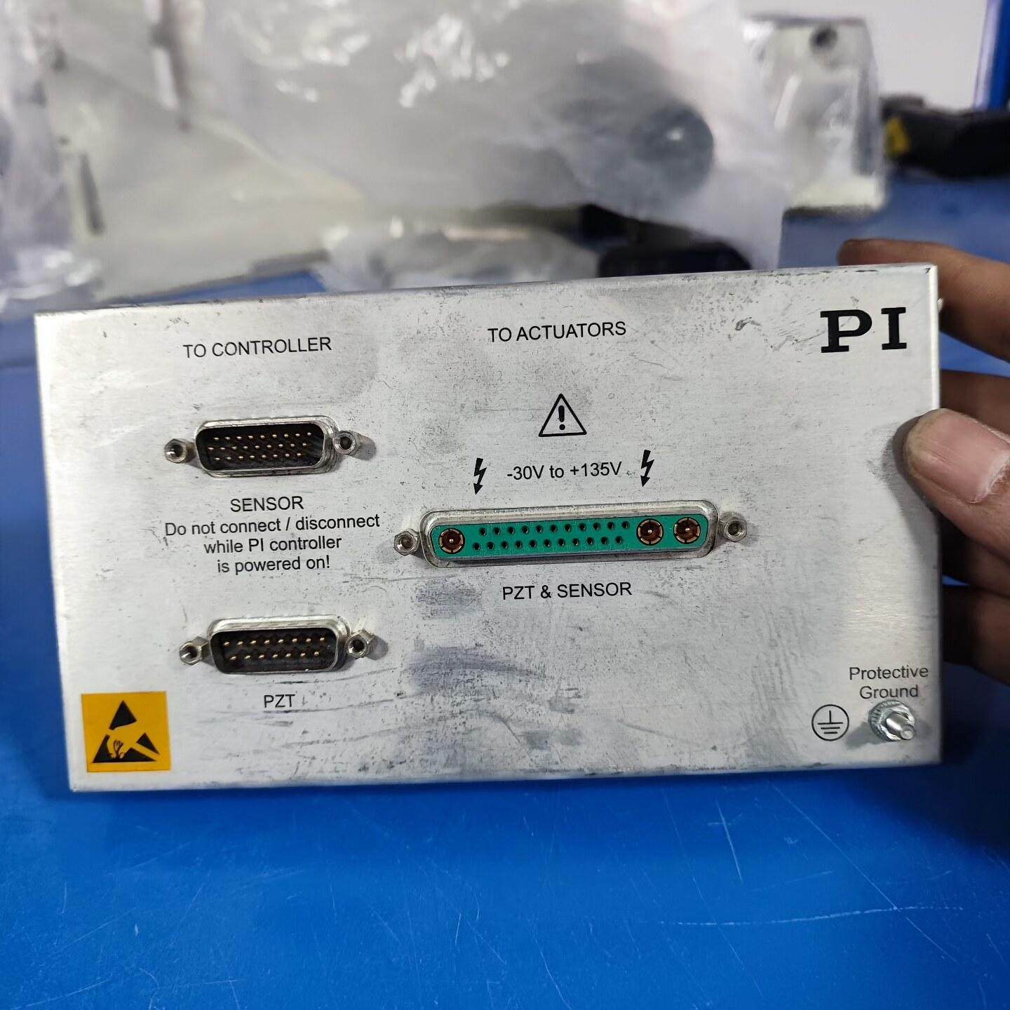 德国PI控制器接口板 型号E711B0151 带PZT和传感