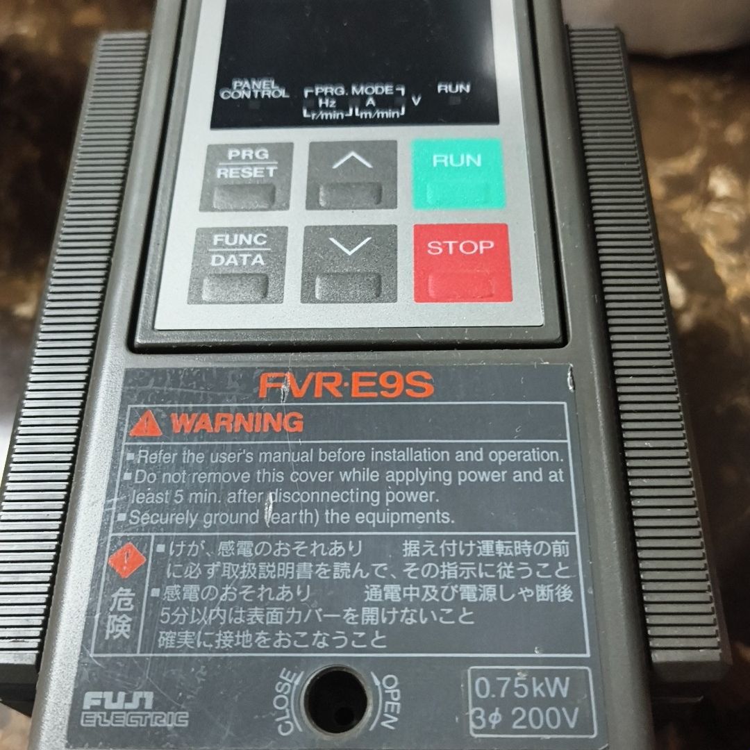 富士变频器FVR0.75E9S-2JE 0.75kW功率 三