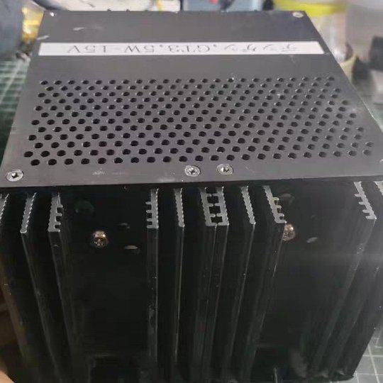 GT3.5W (15V1.9A)   COSEL 电源 拆机