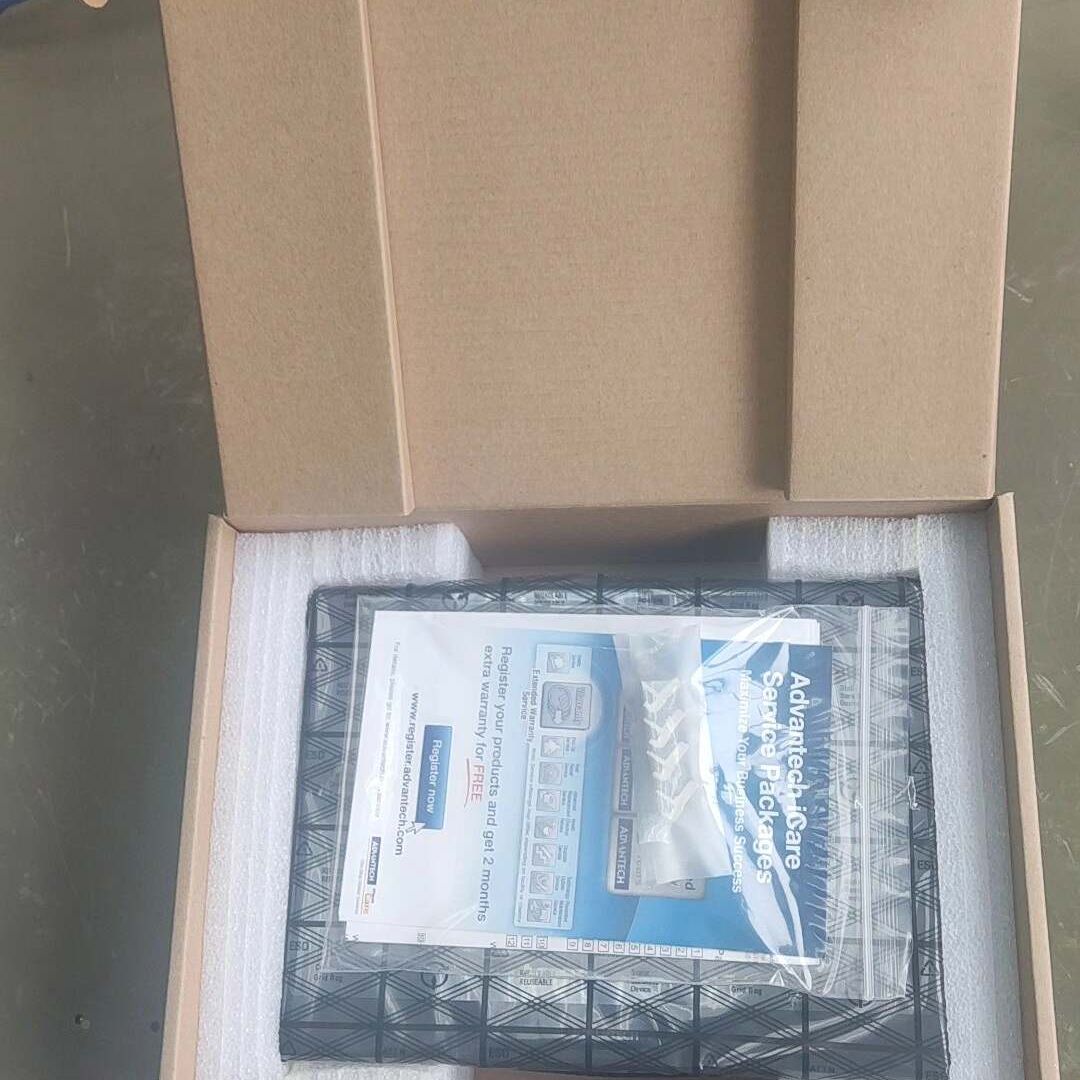 全新原装研华WOP-2070K-S1AE触摸屏  全新未用