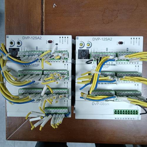 台达DVP-12SA2带DVP-16SP两个 DVP-08S