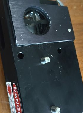 激光安全设备 型号6807485 REV A 实物如图。黑色