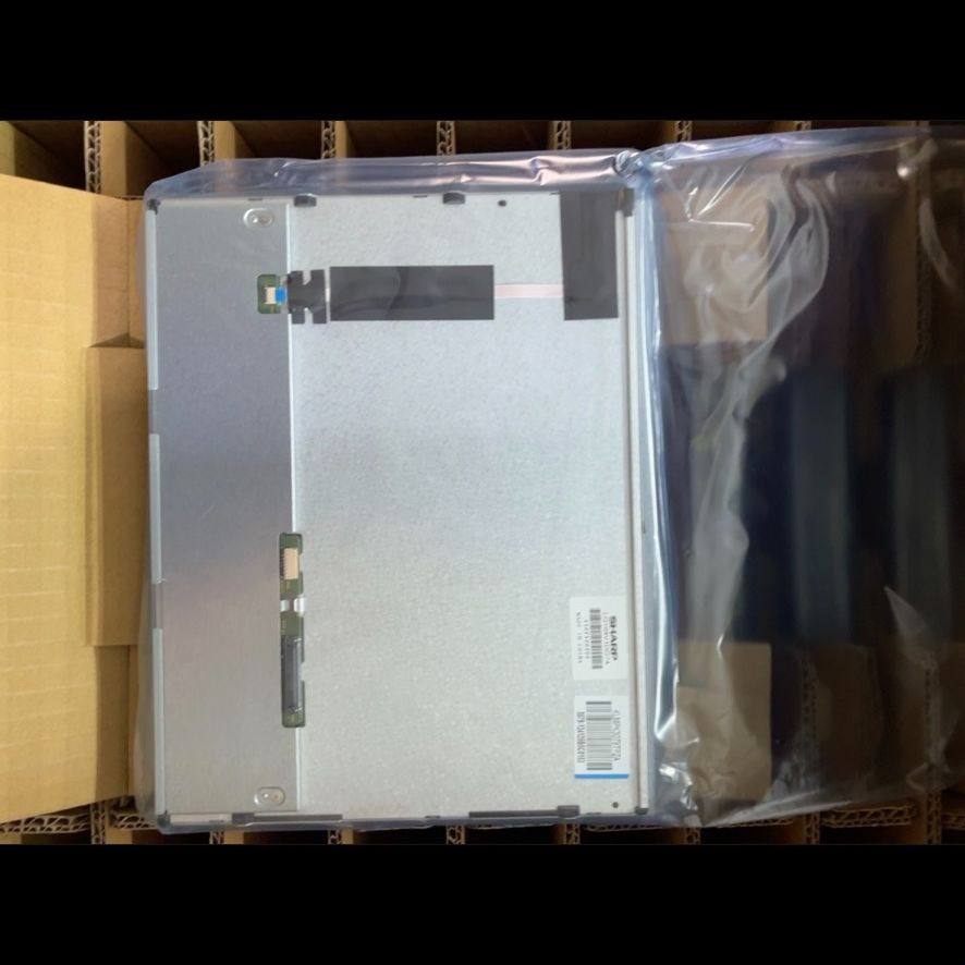 0i MFplus系统显示屏 型号LQ104V1D