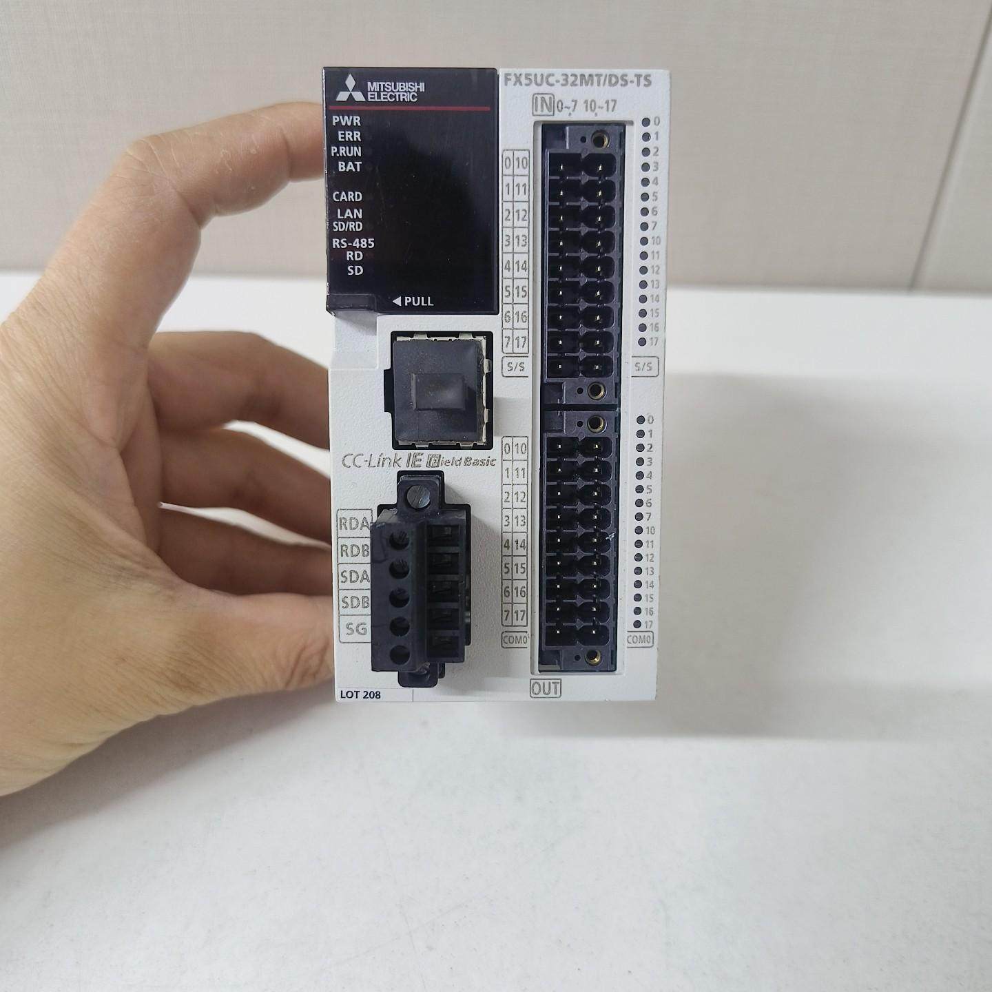 FX5UC-32MT/DS-TS 成色如图 实物拍摄