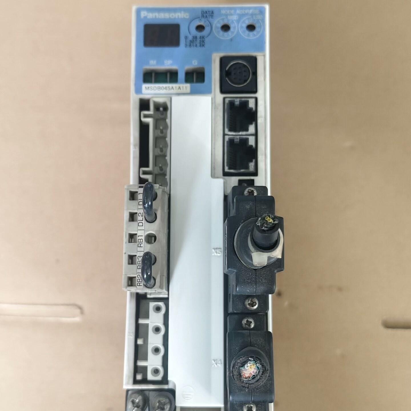 拆机松下驱动器MSDB045A1A11   400W实物拍摄