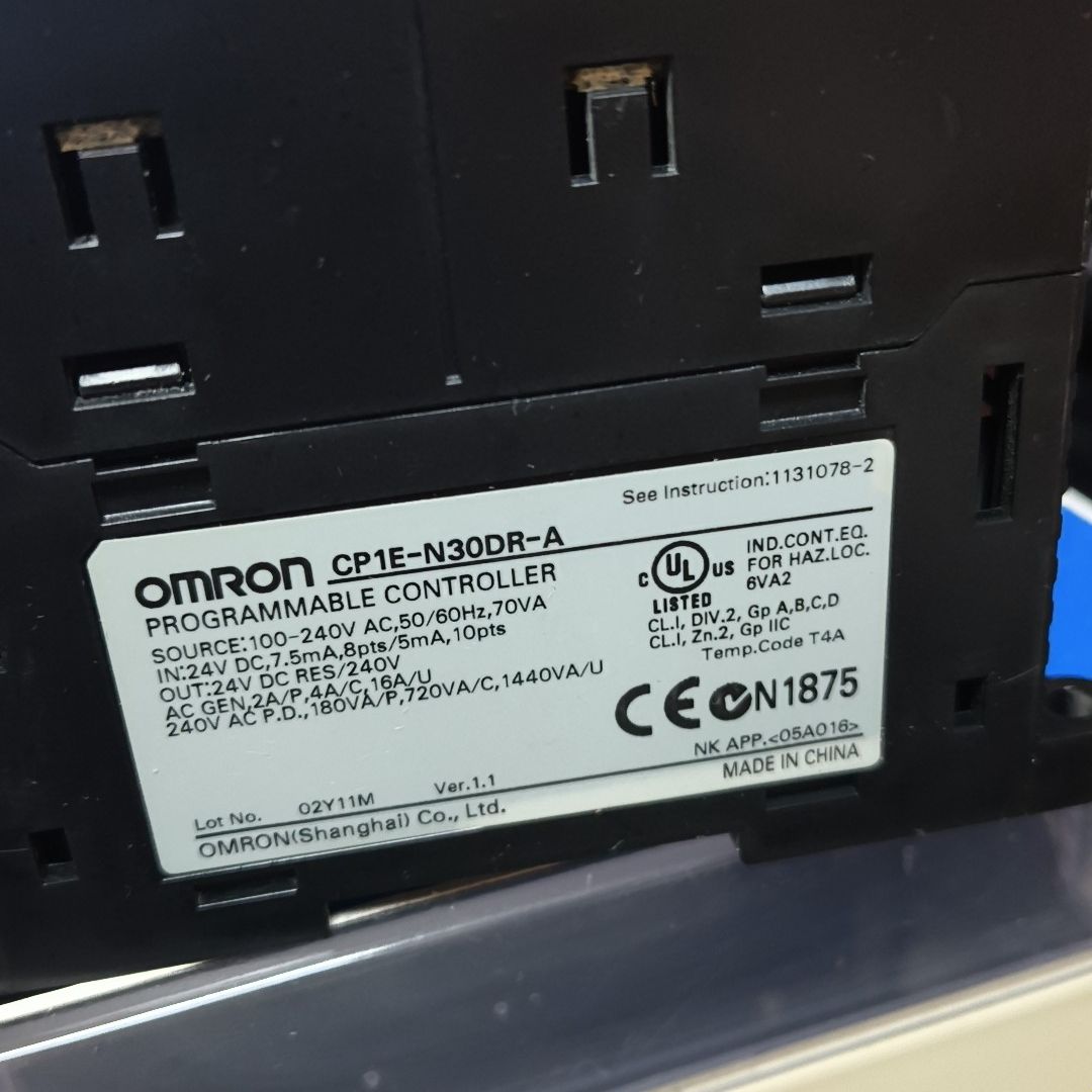 欧姆龙CP1E-N30DR-A PLC可编程控制器 拆机实物