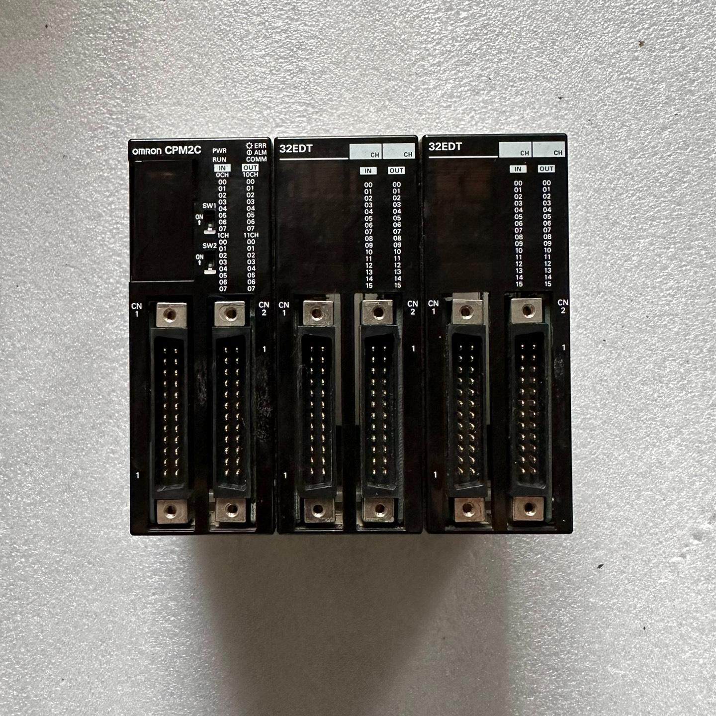 PLC模块CPM2C CPM2C-32EDT两个