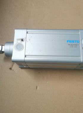 气缸上面有一点儿划痕。费斯托  16346