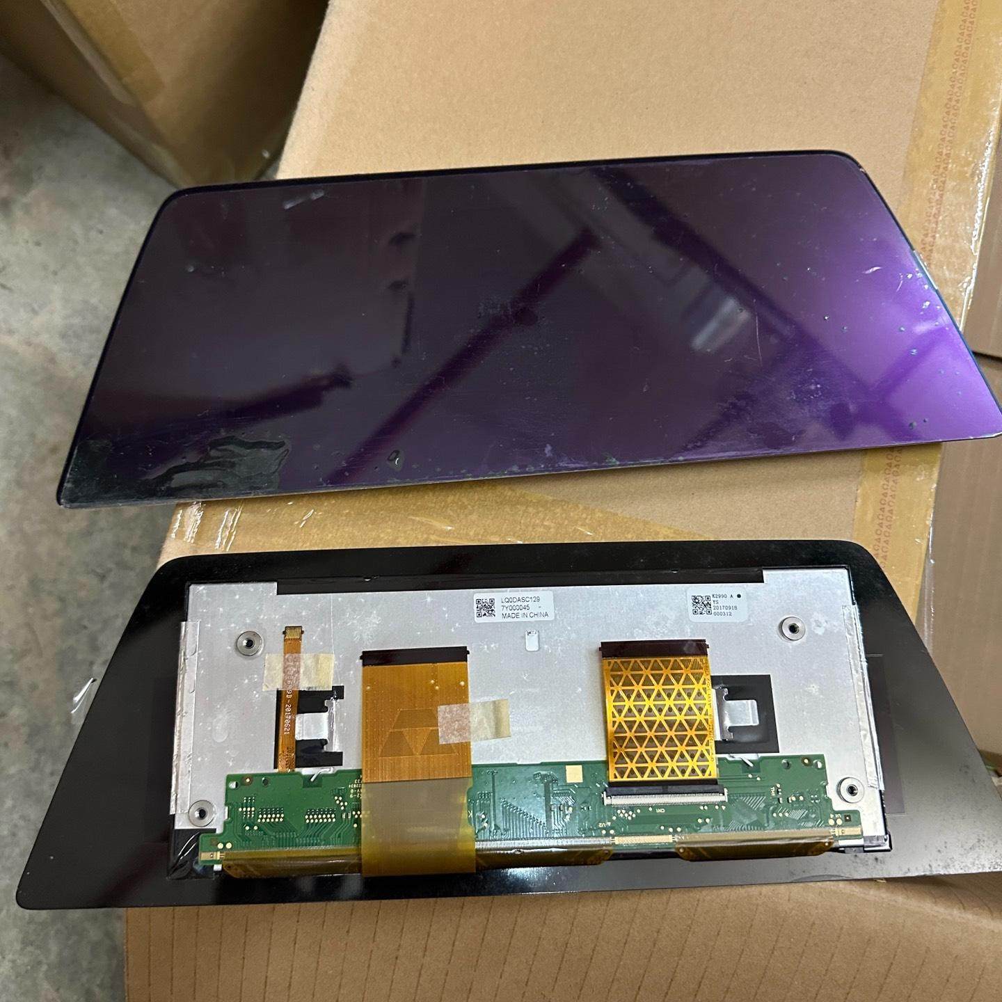 宝马8.8寸EVO触摸显示屏LQ088K5RX22