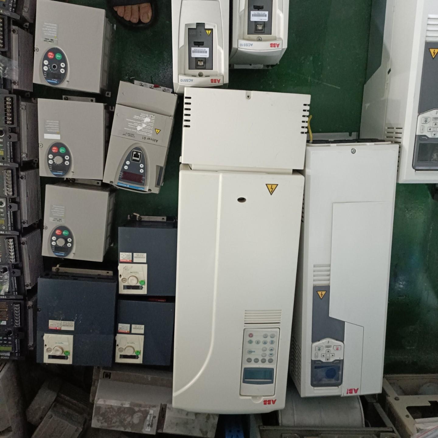 变频器 ACS800-01-0040-3+P901 九