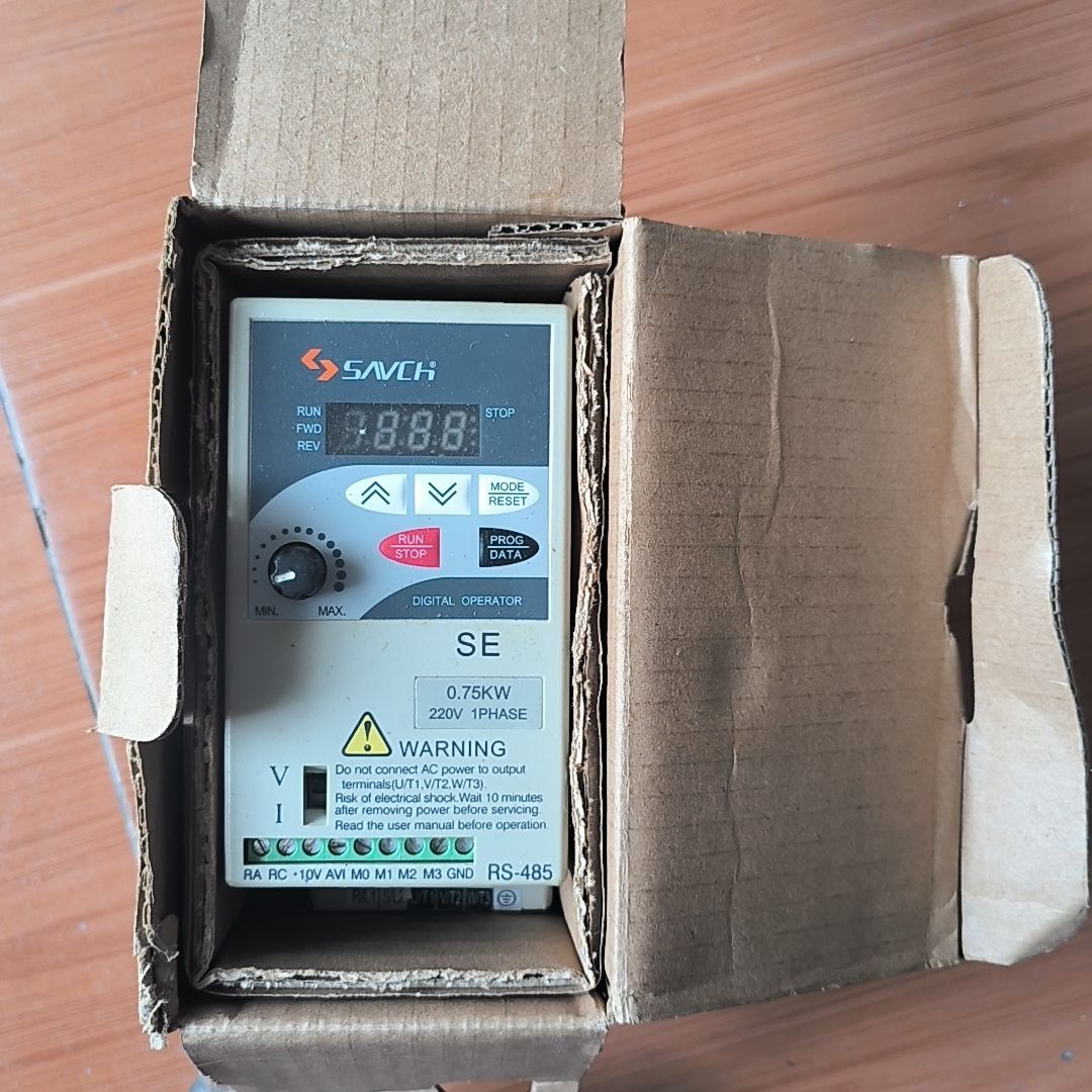 三基SAVCh变频器SE-20071A。如图所示 有需要