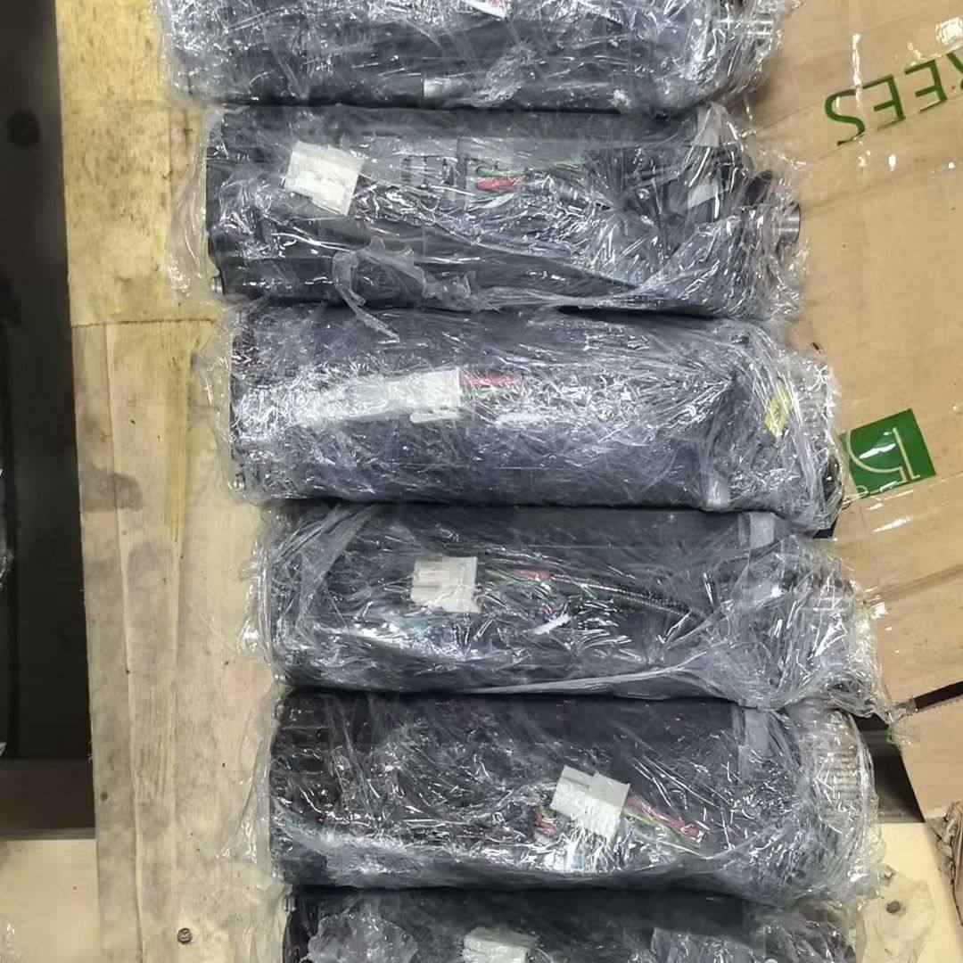 伺服MR-J2S-40B+HC-KFS43B