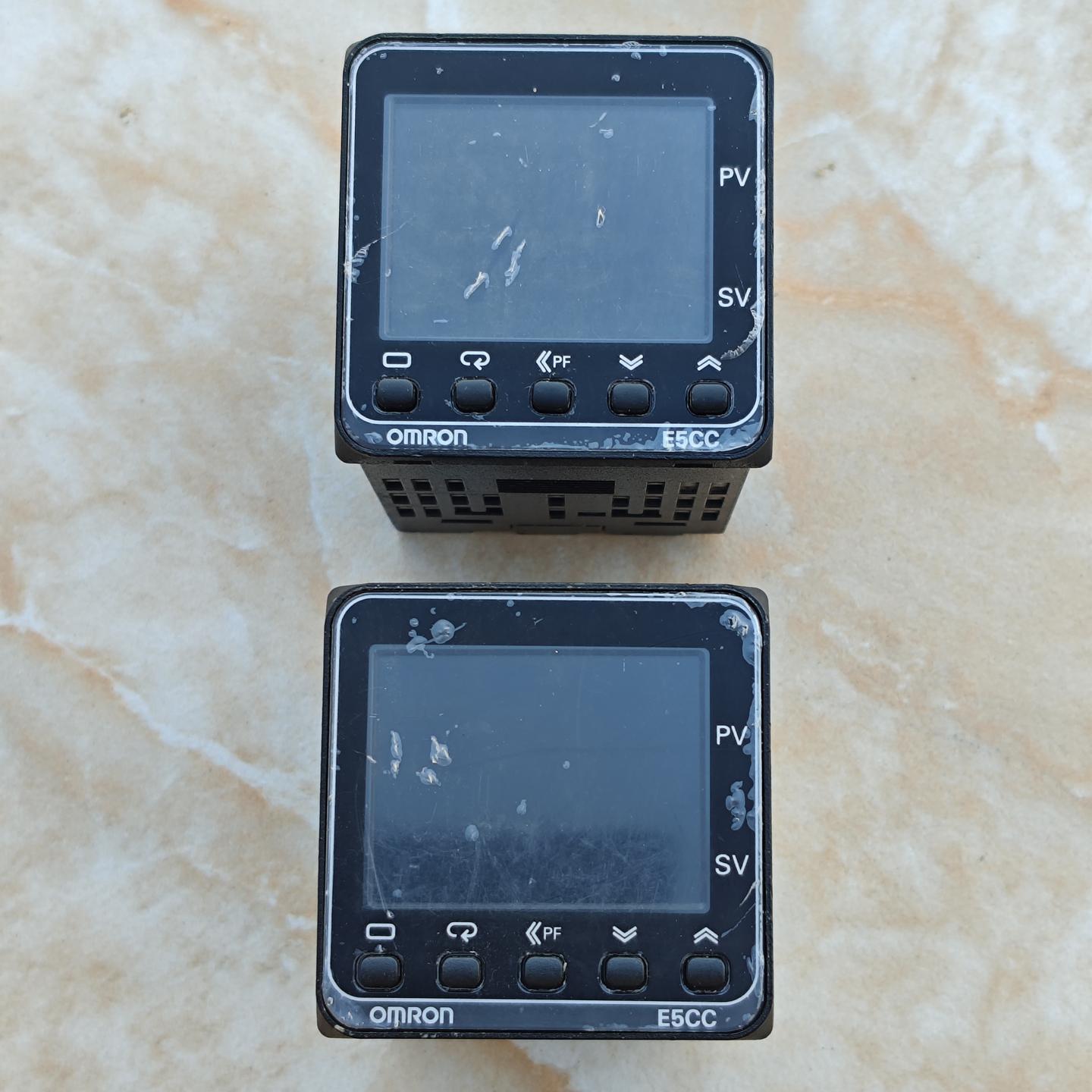 欧姆龙温控器E5CC-QX2DSM-802   单价