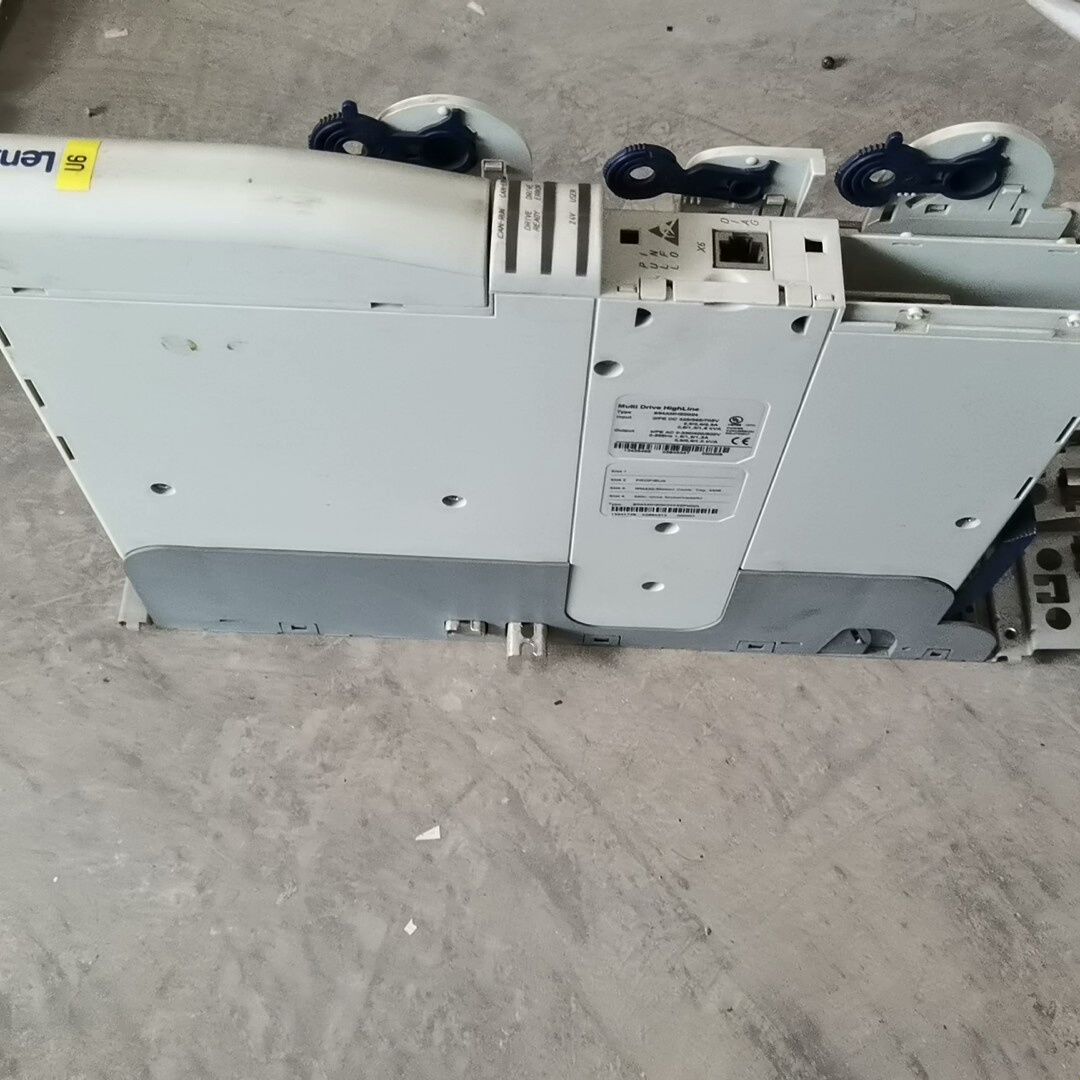 Lenze伦茨驱动器E94AMHE0024二手拆机 实物图