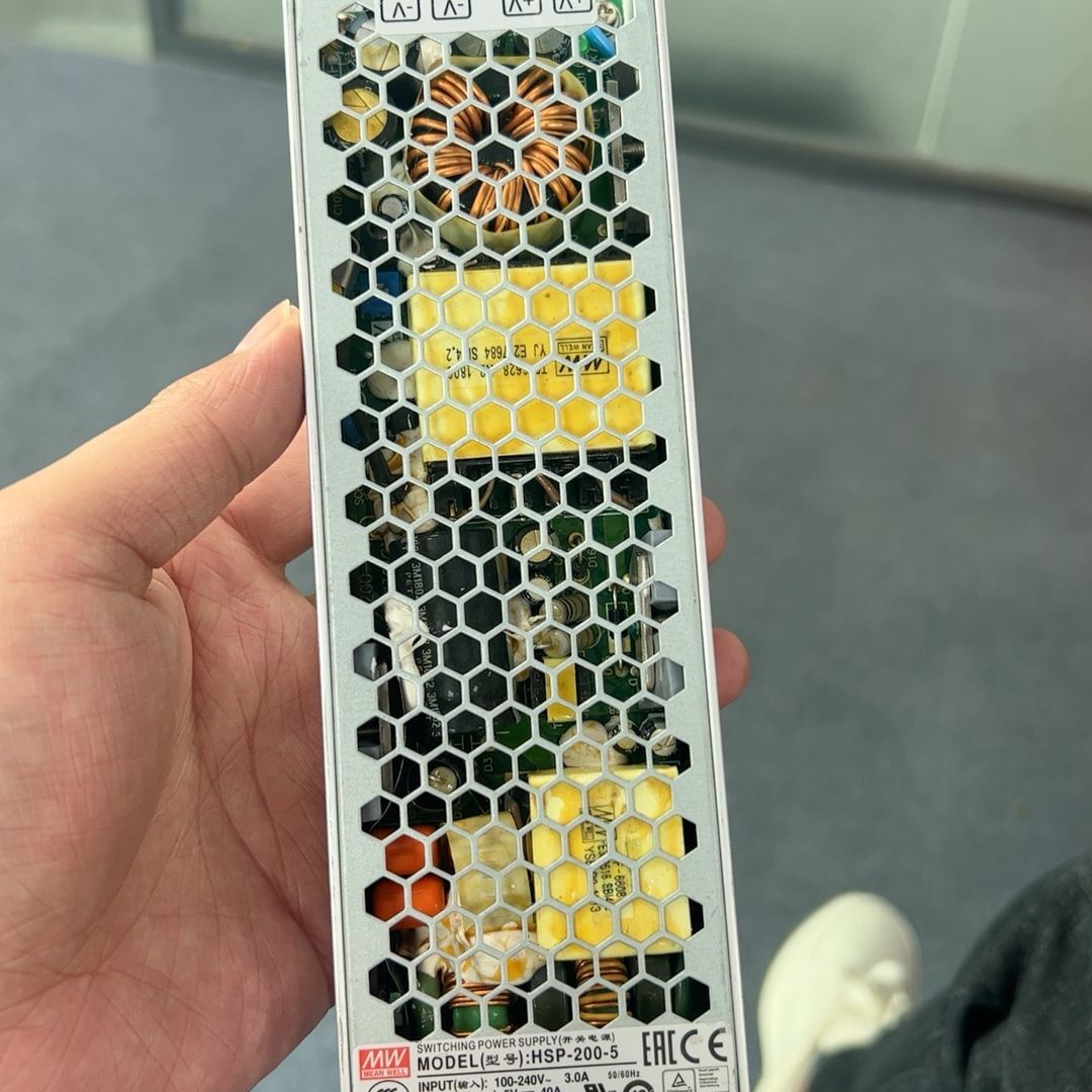 明纬开关电源HSP-200-5 带PFC