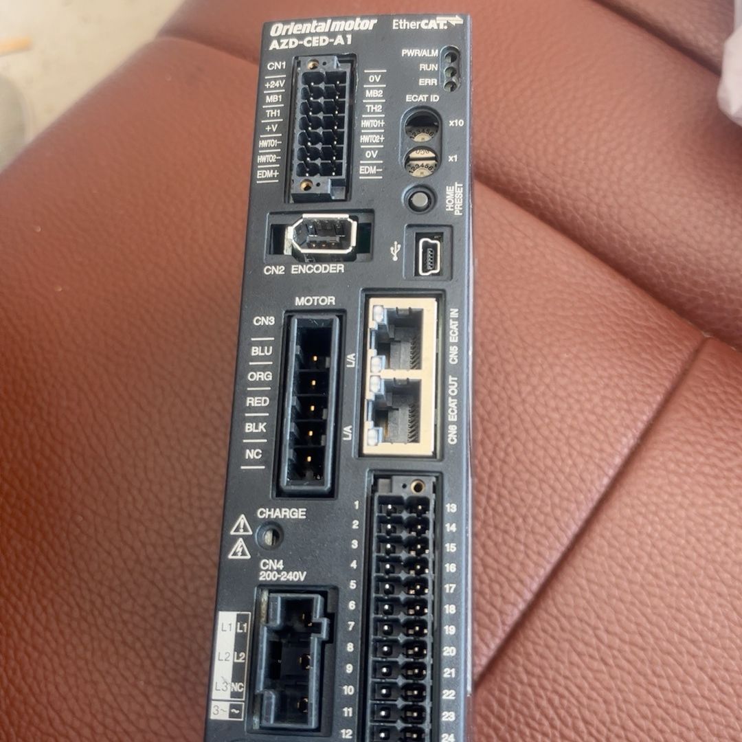 新款东方驱动器 型号:  AZD-CED-A1