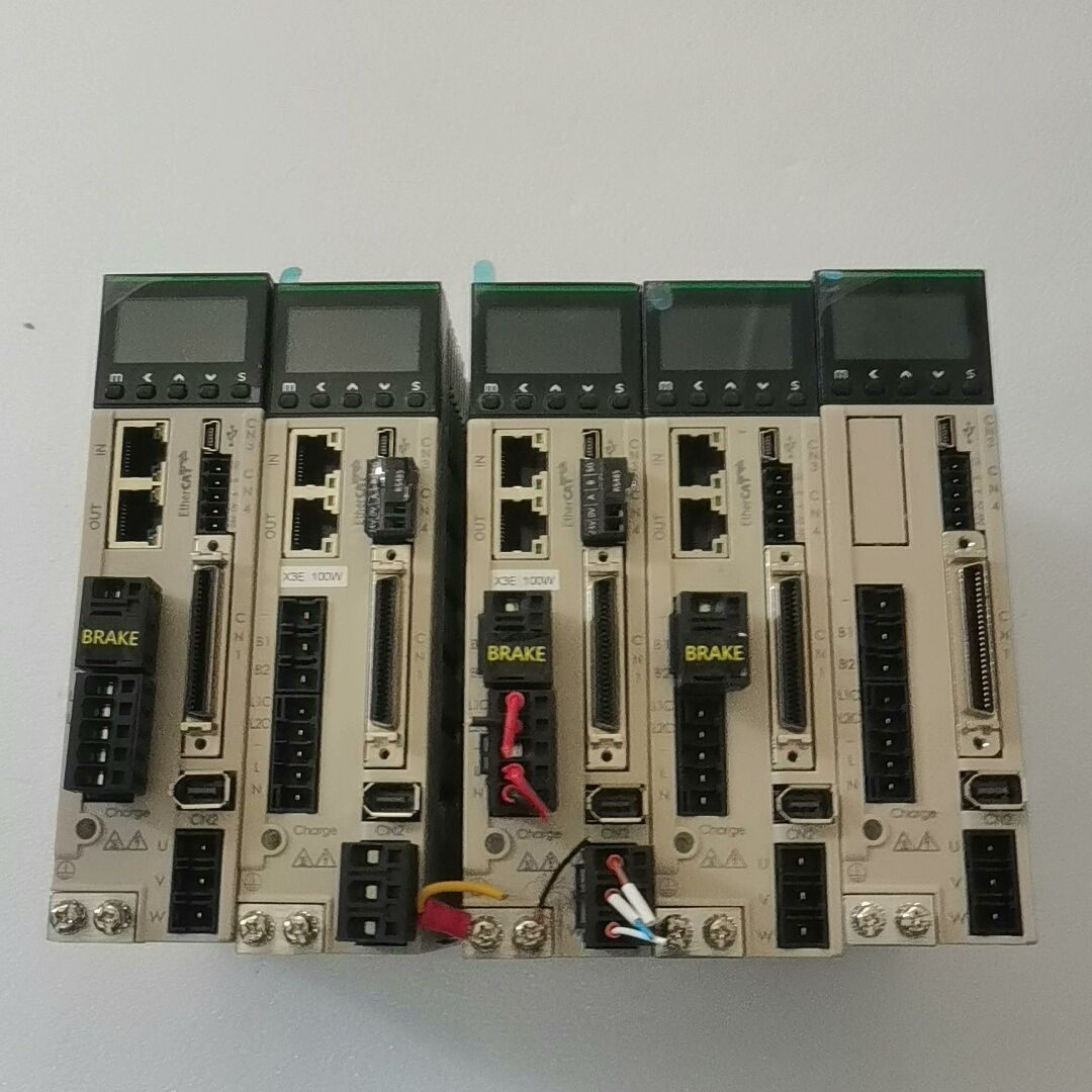 拆机 禾川驱动器型号如下：