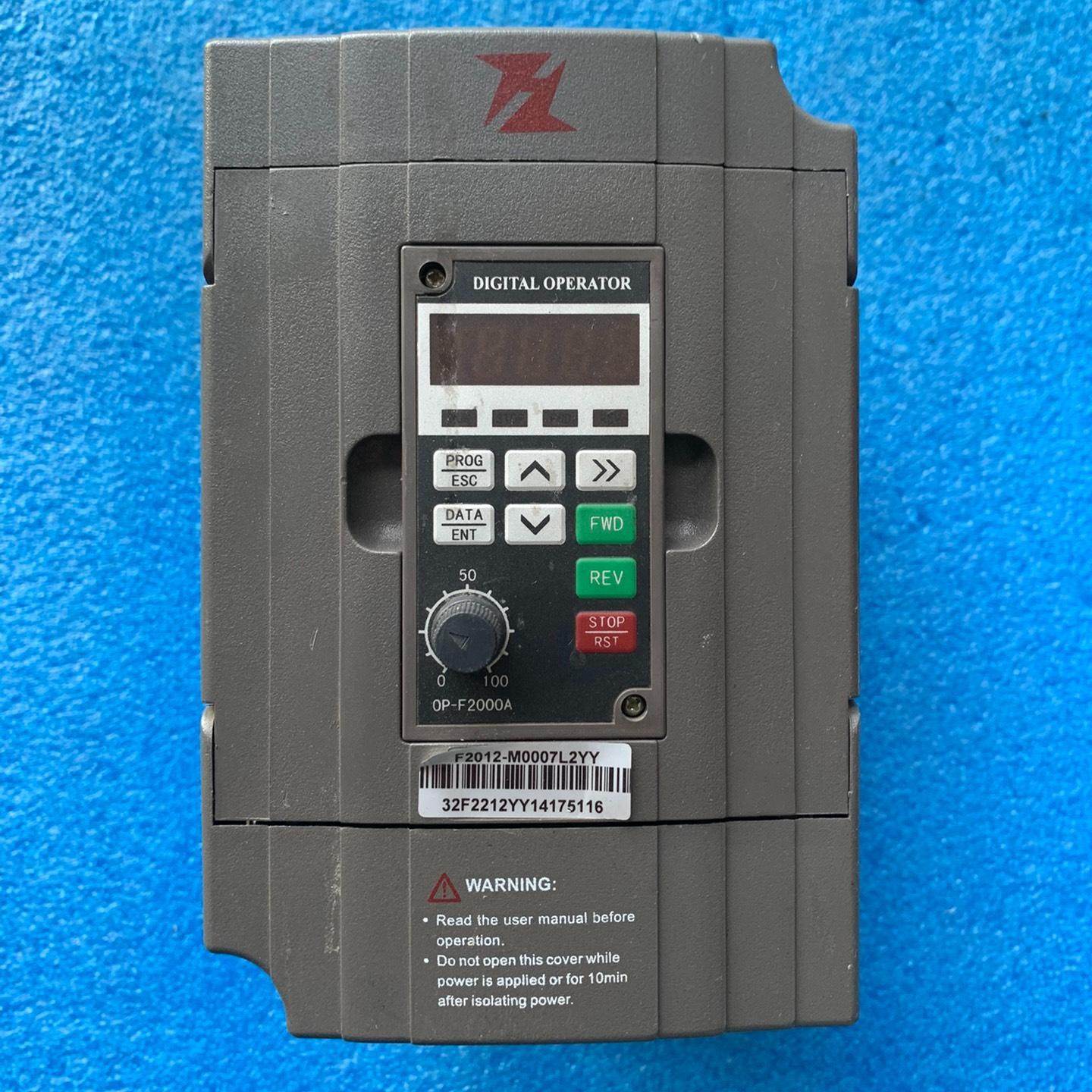 富菱变频器F2012-M0007L2YY 成色如图 实物拍摄