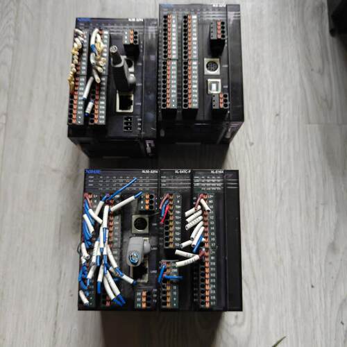 PLC主机XL5E-32T4+扩展模块XL-E4TC-P