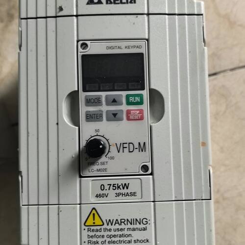台达变频器 VFD007M43B 380V.0.75k?W拆