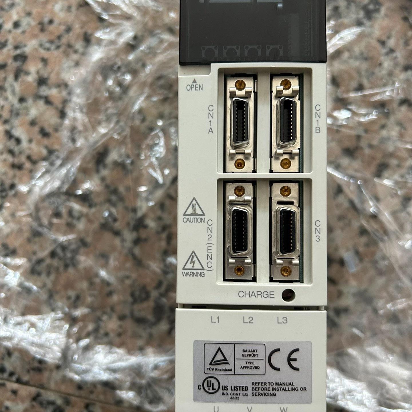 三菱伺服驱动器MR-J2S-10A-20A-40