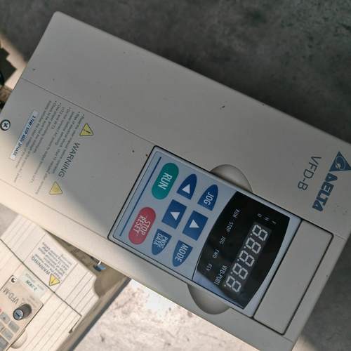 台达VFD-B变频器VFD037B43A 380V三相 3.