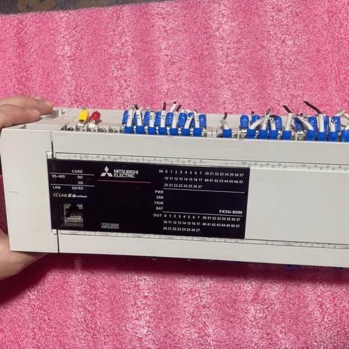 FX5U-80MT  成色如图 测试过 点位