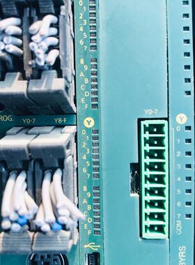 FPOR-C32T FP0-E8YRS-F    成色如