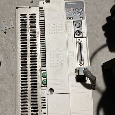 伺服驱动器  MFDDTA390  拆机件  实物拍摄