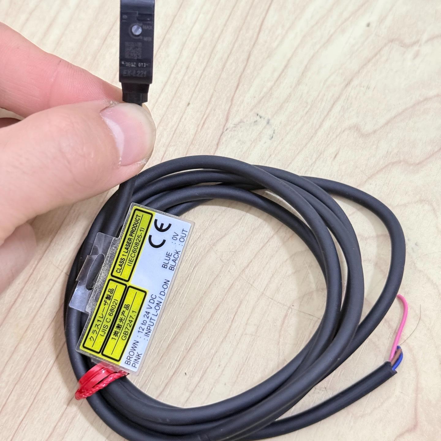 松下/Panasonic EX-L221光电传感器  数量1