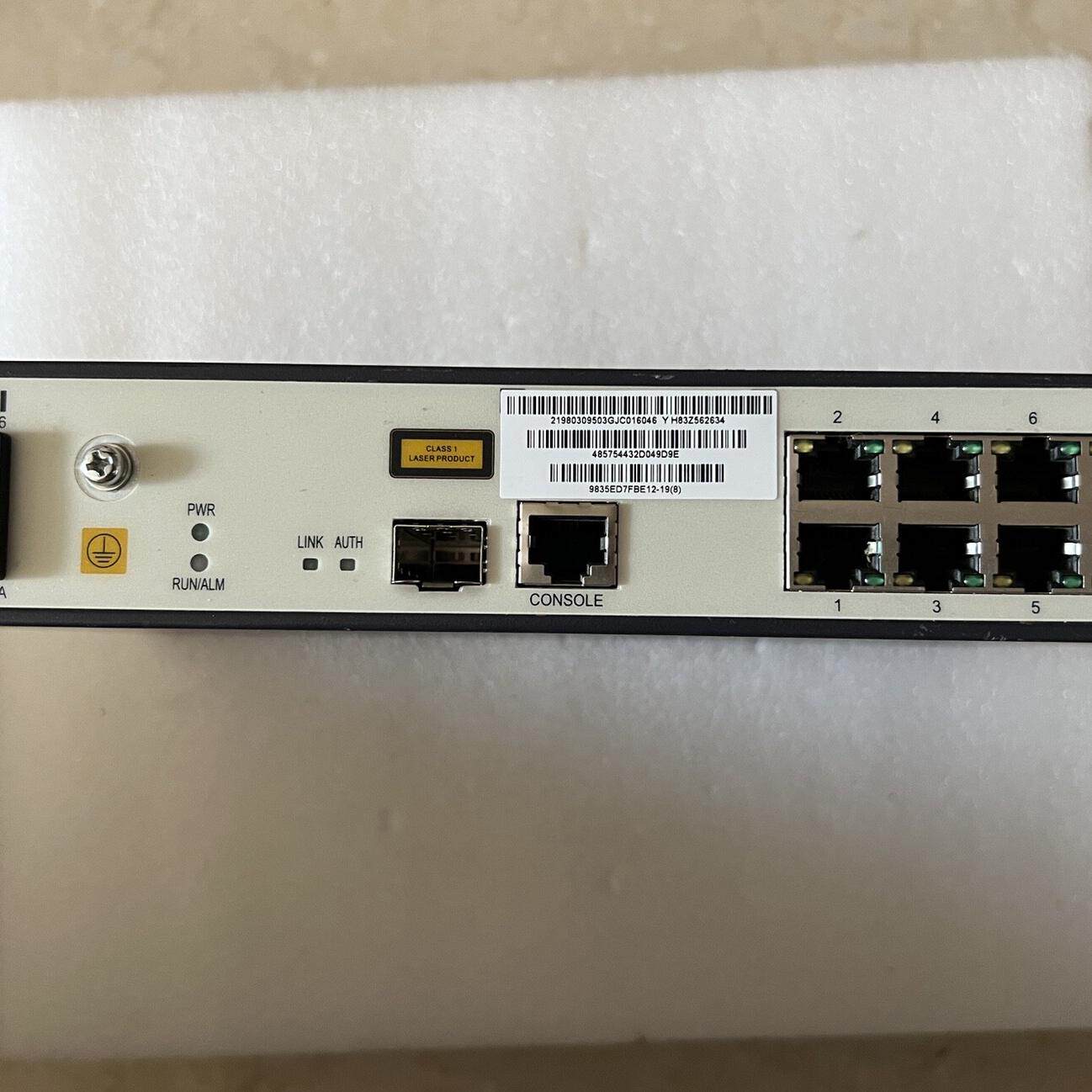 SmartAX MA5626-8 光交换机 无拆修