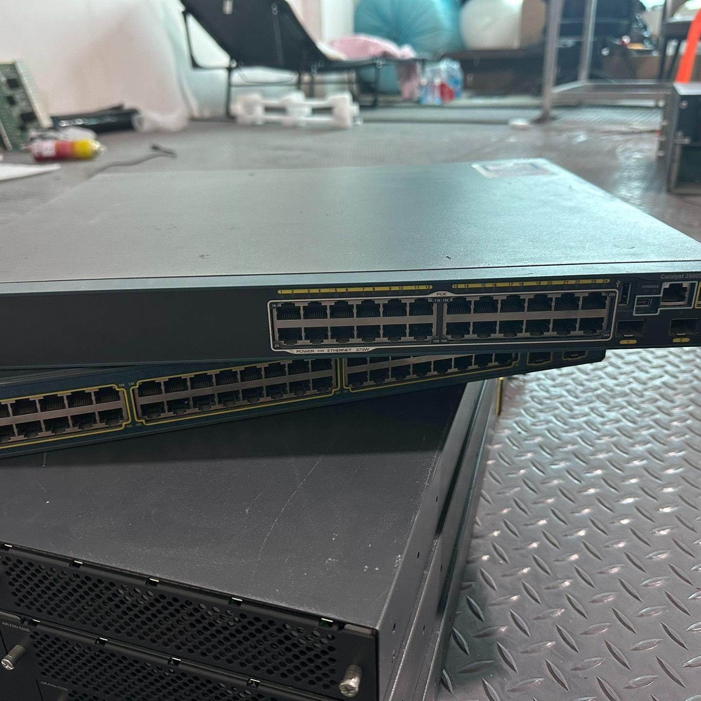 思科WS-C2960S-F24PS-L 24口千兆POE交换