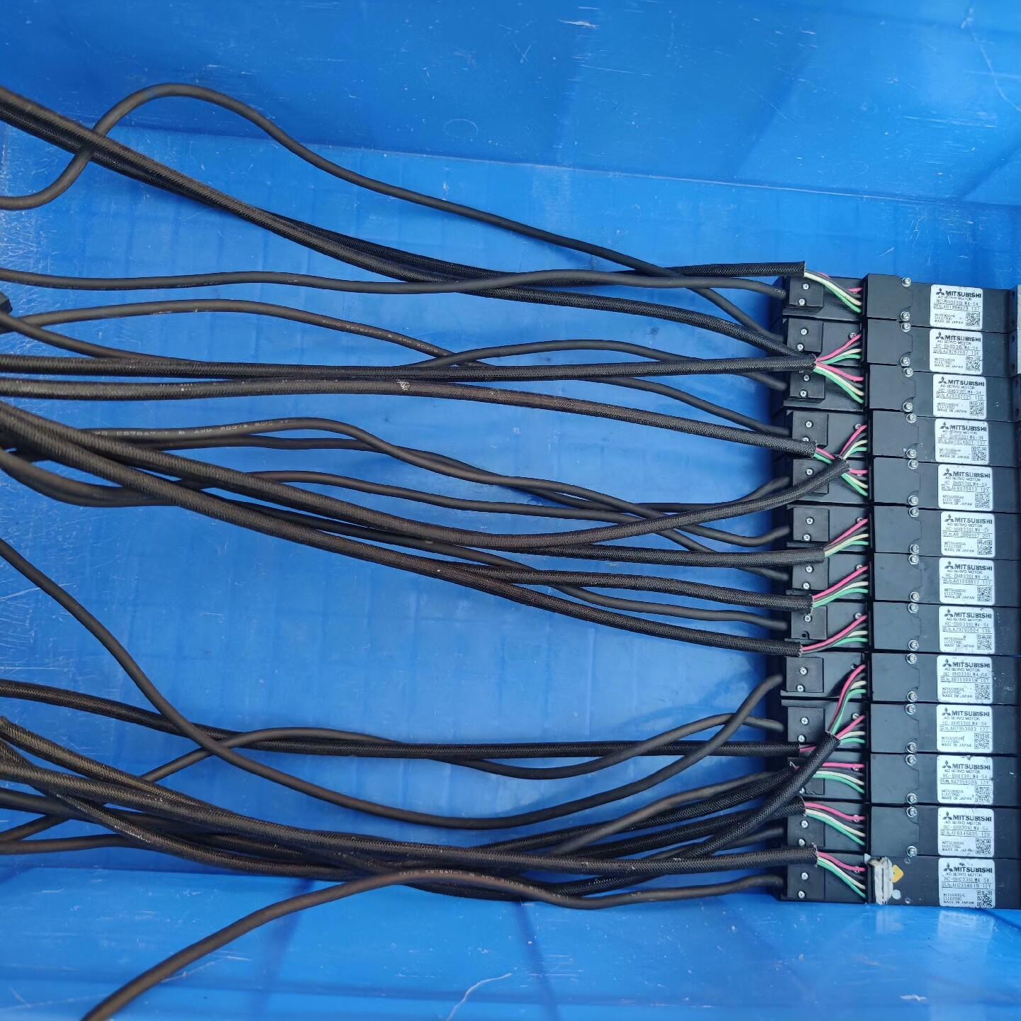 三菱伺服电机  HC-BH0336LW4-S4  成色很新