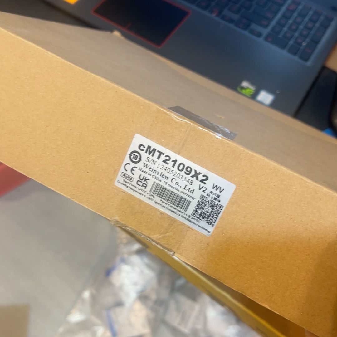 威纶通cMT2109X2触摸屏  原。十