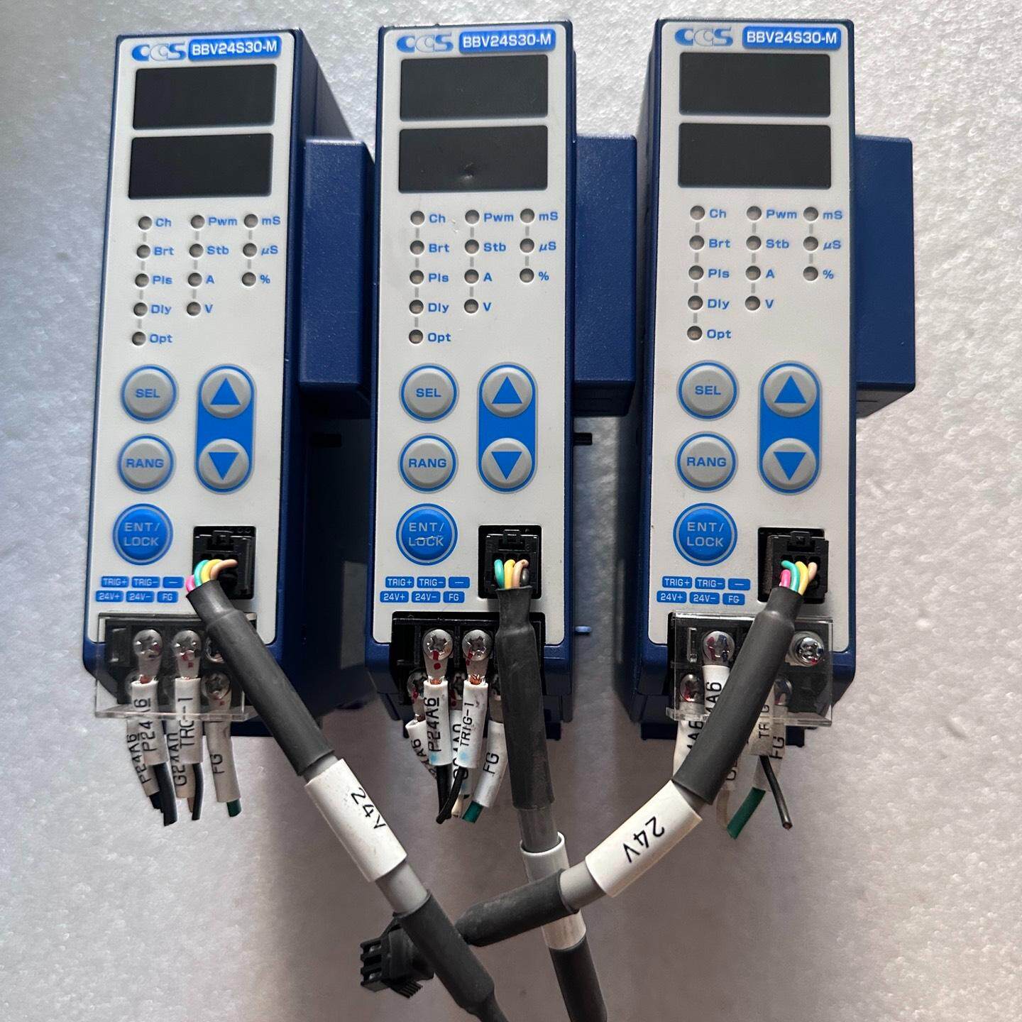 CCS的灯源控制器BB-V24S30-M  拆机 实物拍