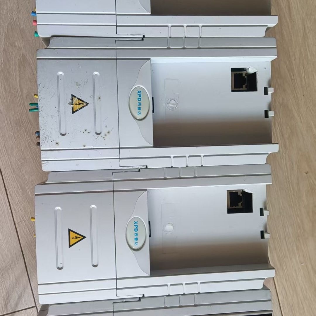 西普达变频器XPD3100-1R5G3/2R2P3