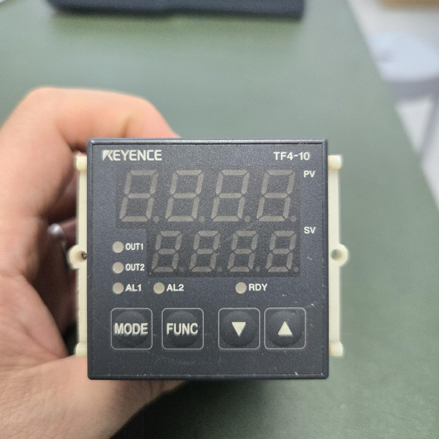 TF4-10KEYENCE记数器  功能完好